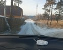Участок связывающий переулок Таежный и улицу Калинина сквозной проезд. Проезд узкий. На асфальтирование денег в дорожном фонде нет возможно при дотациях из Москвы или Республики. Администрация не отказывается потом уложить асфальт. Грунт песчано-каменный. Дорога грунтовая. Необходима канава для отвода воды. Грунт болотистый пучинистый. Необходимо спрямление неровности с переулка Таежного градус холма около 35 градусов ( песок). Планировка не сделана. Подходит для отсыпки сквозного проезда.