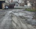 Огромные ямы от переулка Лесопарковый, до переулка литейный, в ростовской области г. Батайск. На переулке Литейный отсутвует дорожное покрытие в принципе