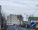 Сделали новый тротуар и асфальт, но почему те кто делали ремонт, забыли про коммуникации под асфальтом?  Из-за чего произошел обвал и дыры на дороге.