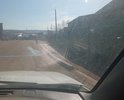 Нет пешеходной дорожки. Пешеходы ходят по проезжей части создавая проблемы для движения транспорта. Пешеходный переход по улице Оболенского сделан у обочины, движение идет по земле. Ширина может быть 1 метр, учитывая проезд сквозной. Необходимо запланировать работы. Средства в дорожном фонде можно найти если согласно закону 25% контрактов будет заключаться с самозанятыми тогда разницы между 6% НПД и 13% и НДС юрлиц создаст экономию в дорожном фонде. Но администрация очень все медленно делает, а сроки уже давно все прошли. Дорожки нет с 1980 года. Грунт песок и гравий. Сложный участок рядом находится Архив и школа-интернат, то есть очень много детей. Движение интенсивное. Напротив церковь.