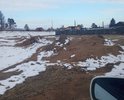 Построена детская спортивная площадка в с. Иркилик рядом не сделана парковочка. Песок от выравнивания местности есть песок годный для строительства стоянки для авто. По объему как раз хватает на требуемое количество авто. Дорога грунтовая. Асфальта нет. Необходимо сделать парковку для удобства совмещенную с разворотом для коммунальной техники так как располагается в конце улицы и теперь является посещаемым местом на авто для населения и коммунальной техники. От ДК Иркилик проезд затруднен стекающими потоками дождевой и талой воды. Зимой не грейдируется. Часть проезда лесная грунтовая дорога в рекреационной местности. Дорога ненормативная.