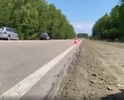 Особо охраняемый памятник Природы, тут их 2 штуки. ЧЕРЕПАХА и ЛЕВ. Туристы часто останавливаются в этом месте. Находится на повороте дороги в с. Горячинск. Покрытие асфальтовое, но узкое, весной и осенью сильные штормовые ветра с Байкала смещающие авто. Сделал письмо-запрос депутату НХ РБ Дружинину ДК, в Администрацию Района и Минтранса с указанием возможных способов экономии по региональной дороге для изыскания средств в этом месте. Письма приняты - работа ведется. Суммы экономии по результатам предложений должно хватит на обустройство остановочного кармана позволяющего ставить авто в стороне от проезжей части и разместить объекты придорожного сервиса ( есть желающие предприниматели), кроме того установить автобусную остановку для туристов для маршрутных транспортных средств. Это позволит убрать длинные очереди машин с трассы, так как съезда пока нет на территорию памятника, и выигравший грант ИП только готовится осваивать место и по закону проезд там пока запрещен ( ВОДНЫЙ ОБЪЕКТ). По плану в 2023 году могут выделить средства и обустроить.