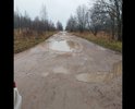 Автодорога в аварийном состоянии. В Тверской области, Ржевском районе полностью разрушена автодорога соединяющая следующие деревни: Гришино - Бурмусово - Грешниково - Зарубино - Санталово - Муравьево. Ямы на дороге достигают глубины более 50 см и шириной более 5-6 м (во всю ширину дороги), что делает невозможным проезд автотранспорта и пешеходам невозможно пройти. Местные органы власти ежегодно на протяжении 20 лет обещают решить проблему, но ничего не предпринимается. Обратилась в областное правительство, но мне ответили, что денег на плановый ремонт дорог в бюджете нет. Но речь идет уже не о плановом ремонте, а об аварианом и незамедлительном, т.к. дорога создает угрозу жизни жителям местных деревень, в связи с чем просим вас помочь в решении проблемы по приведению ее в надлежащее состояние.