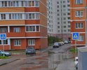 Проезд в сторону домов ужасен, зимой застревают не только легковые машины, но и автобусы