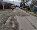 По улице Победы неоднократно проводились работы сотрудниками Водоканала, после на дороге оставались огромные ямы и неровности. В прошлом году сотрудники Водоканала выборочно засыпали и залатали несколько ям и неровностей, оставив самую большую. Причем на дорожном полотне видно что это ямы "вырезанные" для проведения работ, а не разбитые со временем машинами. Прошу принять меры и провести нормальный ремонт дороги, т.к люди живущие на этой улице платят налоги, а вынуждены ездить по такой дороге каждый день!