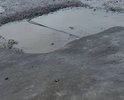 Состояние дороги   является недопустимыми в соответствии с требованиями государственных стандартов. 
На данный момент дорога как таковая отсутствует вообще, как и тротуар для движения пешеходов,  вследствие чего в 23 января 2024 к дому N5 по ул.архитектора Белова не смогла подъехать машина скорой помощи, в данном случае все обошлось, но в последующих случаях может закончится летальным исходом.
Жители дома N5 по ул.архитектора Белова неоднократно получали отписки о готовности ответственных организаций отремонтировать дорогу,  но все находится на этапах разнообразных согласований и планирований, а дороги так и нет.
На основании вышесказанного, прошу провести проверку и  принять меры.
