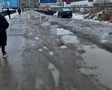 Состояние дороги   является недопустимыми в соответствии с требованиями государственных стандартов. 
На данный момент дорога как таковая отсутствует вообще, как и тротуар для движения пешеходов,  вследствие чего в 23 января 2024 к дому N5 по ул.архитектора Белова не смогла подъехать машина скорой помощи, в данном случае все обошлось, но в последующих случаях может закончится летальным исходом.
Жители дома N5 по ул.архитектора Белова неоднократно получали отписки о готовности ответственных организаций отремонтировать дорогу,  но все находится на этапах разнообразных согласований и планирований, а дороги так и нет.
На основании вышесказанного, прошу провести проверку и  принять меры.