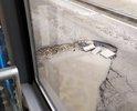 После зимы сильно разбита дорога. По дороге курсируют высокотехнологичные электробусы маршрута Sk1. Из-за дефектов дороги снижается скорость электробусов, что, в свою очередь, влияет на их график движения и перевозку пассажиров. Кроме того, дефекты оказывают негативный эффект на ходовую часть этих самых электробусов и делают перевозку пассажиров небезопасной.