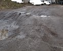 Обращаюсь к вам с важным обращением, касающимся состояния дороги во дворе по адресу г.Бежецк, ул. Большая, дом 1. Ужасное состояние дороги во дворе стало настоящей проблемой не только для водителей, но и для всех жителей этого двора. Лужи, ямы, торчащее острое железо, отсутствие асфальтного покрытия – все это лишает нас комфорта и безопасности. Проезжая по этой дороге, мы вынуждены буквально держаться за руль и преодолевать преграды. Качество дороги во дворе с каждым днем ухудшается. Необходимо принять меры и восстановить нормальное состояние дороги, чтобы мы могли спокойно выйти из дома и безопасно вернуться.
Мы обращаемся к городским властям, а также к управляющей компании, просим вас внимательно рассмотреть нашу проблему. Мы призываем вас предпринять необходимые меры для капитального ремонта дороги во дворе по адресу ул. Большая, дом 1. Мы считаем, что безупречно исправное состояние дорог – залог комфортной и безопасной жизни всех граждан.