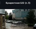 Была маленькая яма 50 на 50 см. Начал проваливается асфальт. Яма больше, машинам не проехать