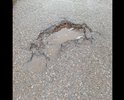 Вся дорога по улице Ущелье в глубоких ямах, их много, на автомобиле ояень тяжело проехать местным жителям, администрация игнорирует и делает ремонт дороги в начале улице для видимости, машина постоянно повреждается, многие лбди, таксисты не зная дорогу, попадают в яму