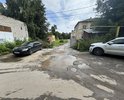 Разбитая дорога на ул. Садовая от дома 40, вдоль домов 42А, 53Б до ул. Свободы.
Там же проезд к "1-му Инфекционному Отделению Областной Клинической Детской Больницы (ОДКБ)"

Не ремонтировалась много лет.
Много ям, которые превращаются в лужи, нет оборудованного тротуара. Зимой наледь.

Эта дорога пользуется популярностью у жителей города, т.к. позволяет сократить путь.
Так же через неё проходят туристические маршруты, т.к. рядом много памятников культуры.
В прилегающих домах много пожилых жителей в т.ч. с ограниченной мобильностью, для которых состояние дороги доставляет максимальные неудобства.