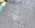 По адресу: г. Балашиха, мкр. Гагарина, 29. Дорога вокруг дома вся в ямах. Передвигаться по дороге сложно особенно если дождь и не видно ям под водой. Много лет не делался ремонт, не делалась парковочная разметка.