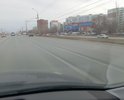 Очень сильная колея на основной дороге города.