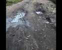 Дороги как таковой нет, вечно грязь и пыль по всей улице длиной метров 100-150