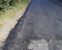 На бордюры не хватило денег. После ливня болото будет на новом покрытии))