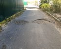 Подъезд к дому и к РАНХиГС вот в таком состоянии, канавы невозможно объехать!