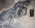 Участок дороги не заосфальтирован после ремонта. Яма увеличивается с каждым днем.