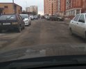 В комплексе Гуссарская баллада дороги настолько разбиты и давно не ремонтировались, что ехать практически невозможно