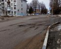 Ямы и выбоины на дорожном полотне