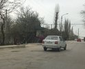 На следующий день, после опубликованного обращения о состоянии ул. Дружбы, ямы у дома 40 засыпали землёй. Супертехнологии работают!!! Сколько списано денег по выполнению работ согласно нормочаса? Это при том, что проэктно-сметная документация есть! Почему тратятся деньги на земляные латки? Когда будет ремонт? Яма на яме, ещё и трубы торчат!!!!