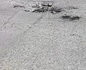 Сделайте эту дорогу. Сколько  лет этой улице. Проложите асфальт. Этой дороге 25 лет как я знаю. Она вся кривая косая. Ну можно же сделать для народа. Дорогу нормальную.