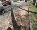 Ямы на улице Минеральной (это одна из самых популярных улиц Старой Руссы, на которой находится бальнеологический курорт).