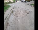 Полностью убитая дорога, огромные ямы глубиной 15 см и шириной по полметра. Необходимо устранить и положить на асфальт