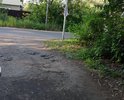 Разрушение дорожного полотна. Большие, глубокие ямы, после дождя возникают огромные лужи. Юрий Копцик-руководитель администрации г.Королёва письменно в 2017 году пообещал запланировать ремонт на 2018. Стабильность во всём. Две российских беды: дороги и ду..ки!
 Ждём очередную прямую линию с Путиным.
Может дождёмся соответствующей реакции местных чиновников.
