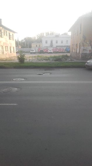 None, Каховская улица, 32