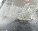 Недоделан тротуар вдоль коррекционного детского садика для слабовидящих детей 30 . После сильного дождя невозможно зайти на территорию .отсутствует водоотвод и знак слепые дети