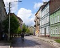 ул.Искры требует немедленного ремонта по всей длине и ширине проезжей части.  это главная артерия, которая связывает центр города и путь на Таможню РФ. множественные ямы, выбоины, неровности, отсутсвие разметки создают аварийные ситуации для участников движения!!!