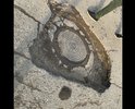 Возле люка образовалась огромная яма, уже не первая машина, которой пробило колесо в этой яме. Решите как можно скорее эту проблему.