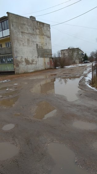 None, Полевая улица
