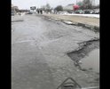 Проехать невозможно, приходится объезжать по встречной полосе