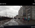 Улица имени Героя Советского Союза Ранжева Павла Константиновича, такое состояние с 1987г, иногда производят ямочный ремонт, 1раз в 3года , засыпанием ям городским мусором или дробленым бутом, величиной с хороший кулак. Тротуаров также нет.