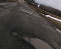 Дорога полностью пришла в негодность без обслуживания ее десятилетиями.  Аварийной состояние дороги. Полное несоответствие ГОСТ!