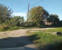 Этот участок дороги никогда не грейдеруется, отсыпка щебнем не делается. После дождя на переулке Майском огромные лужи. Зимой снег не чистят. Ночного фонарного освещения нет. Вобщем забытый всеми  медвежий угол (простите за эмоции).