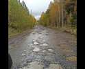 Обращались в администрацию города по благоустройству, дорогу никак не делают. В августе один раз прошёлся грейдер, но после дождя дорога исчезла. Мы требовали отсыпать дорогу вдоль Малахита. Город отказывается ремонтировать, даже не хотят пустить грейдер для разравнивания ЯМ.