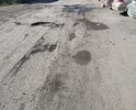 на улице рыбной в границах от дома номер 117 до 127 убитая дорога. ямы глубиной до 17см в радиусе некоторый более метра. дорога не просто убитая, она опасна для передвижения по ней....