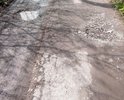 асфальт превратился в шебенку.