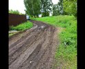 Нет дороги вообще, только колея и ухабы.  Администрация и губернатор только отписываются. Где найти помощь не знаю.