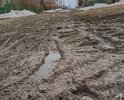 мы очень были рады когда на улицу Орджоникидзе привезли щебень и расскатали на проблемном участке, но прошло две весны и мы опять тонем в грязи, ещё колонку прорвало в декабре 2021 году, а сегодня 8 апреля 2022,до сих пор льется вода и размывает дорогу, топит дома которые стоят внизу по дороге. нам очень нужна дорога, это путь к Гимназии и в Храм, плывут в грязи старики и мамочки с колясками, на улице 13 детей которым негде бегать и играть.