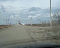 В поселке Пятилетка, установлен только один дорожный знак главной дороги, с указанием направления. Другие стороны перекрёстков без дорожных знаков.