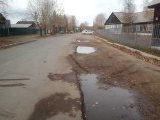None, улица Комарова
