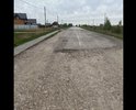 По адресу Тульская область, Суворовский район, город Суворов, улица Озёрная, уже много лет гравийная дорога, в 2023-м году местная администрация обещала положить асфальт, но так и не положила.
Прошу помочь в решении данного вопроса, так как по дороге ездить не возможно!