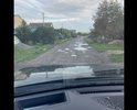 Прошу обратить внимание на отсутствие дороги на ул Анисовая. Ранее я уже направлял фотографии по этой улице, но мне отвечали что это локальный дефект. Но, чтобы был локальный дефект, должна сначала быть дорога. Ее к сожалению здесь никогда не было. Жители конечно пытаются ее отсыпать, но сами видите в каком она состоянии.
